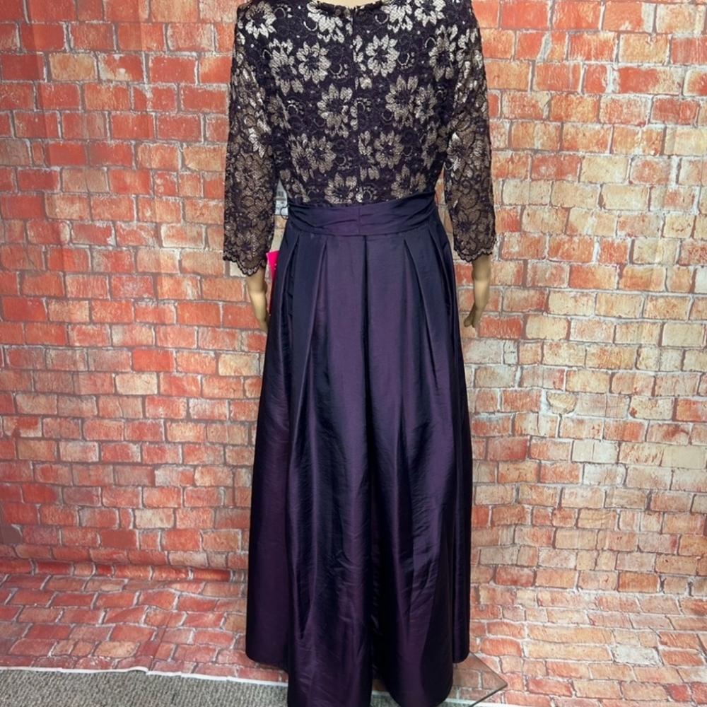 Jessica Howard purple metallic lace gown Size 12